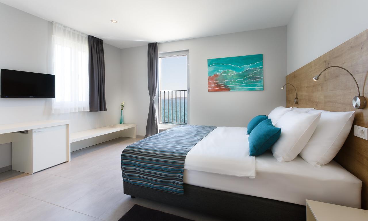 Hotel Stacija Kastela Luaran gambar